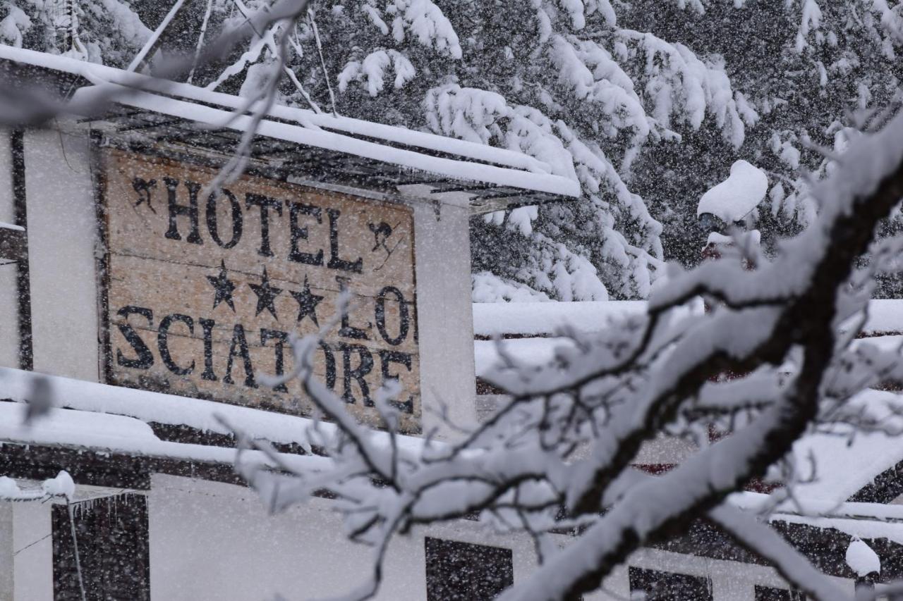 Hotel Lo Sciatore Cotronei المظهر الخارجي الصورة