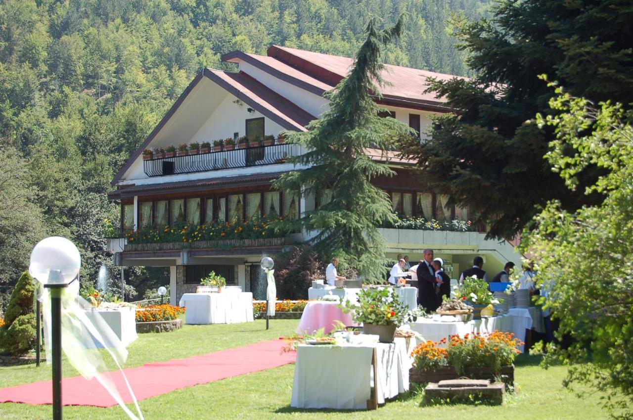 Hotel Lo Sciatore Cotronei المظهر الخارجي الصورة